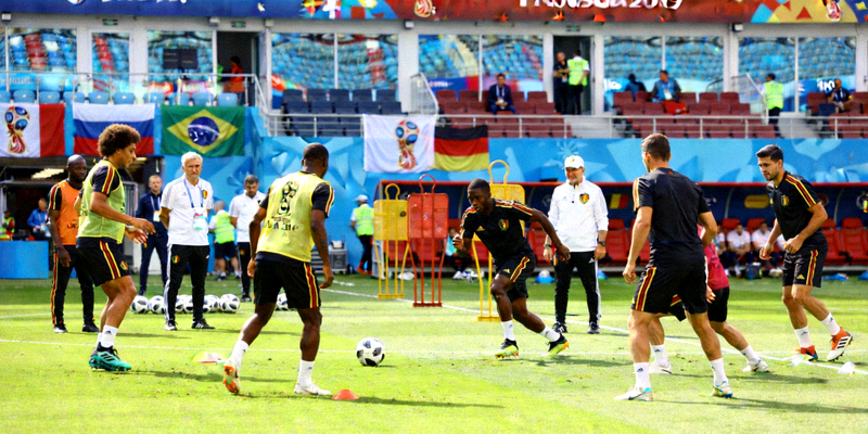 世界杯参赛球队在训练基地进行赛前适应性训练